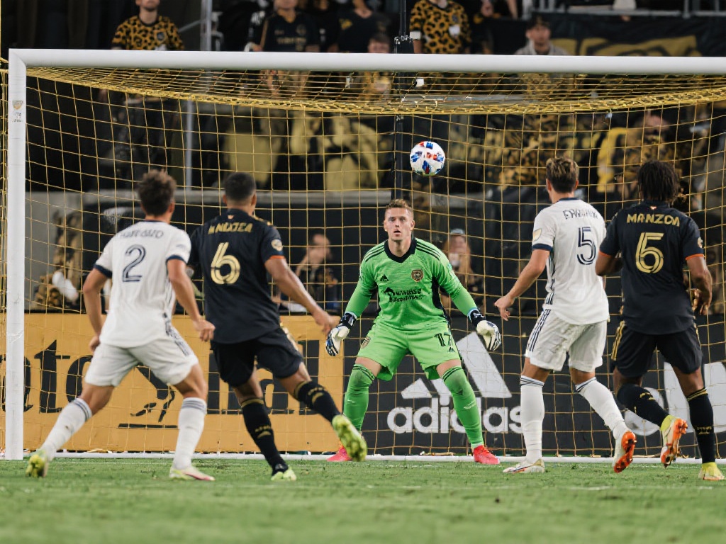 追逐他的过 追逐他的过