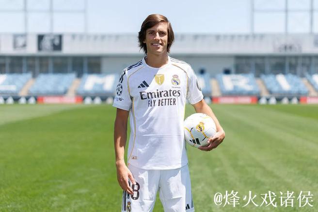 皇马官宣新签约！卡雷拉斯圆梦归来：从离开到重返伯纳乌